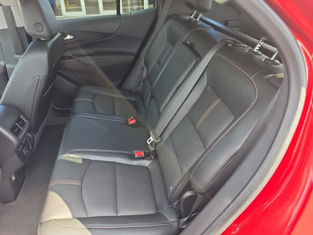 Used 2024 Chevrolet Equinox Premier FWD image 31