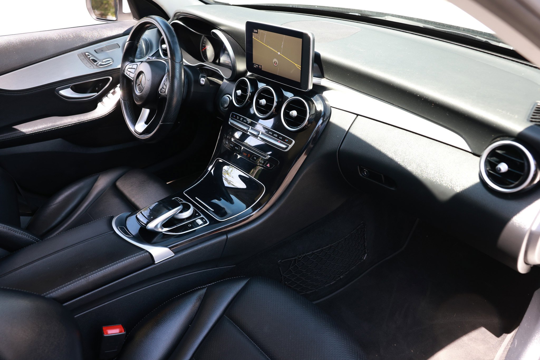 Used 2016 Mercedes-Benz C 300 4MATIC Sedan image 22