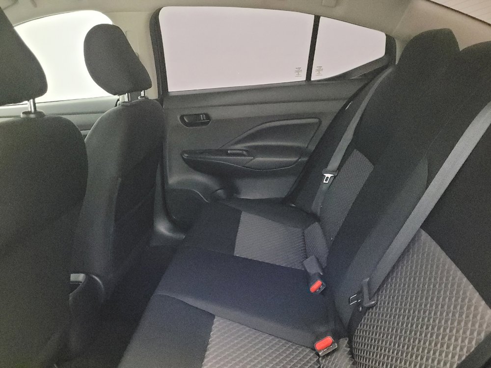 Used 2020 Nissan Versa S image 18