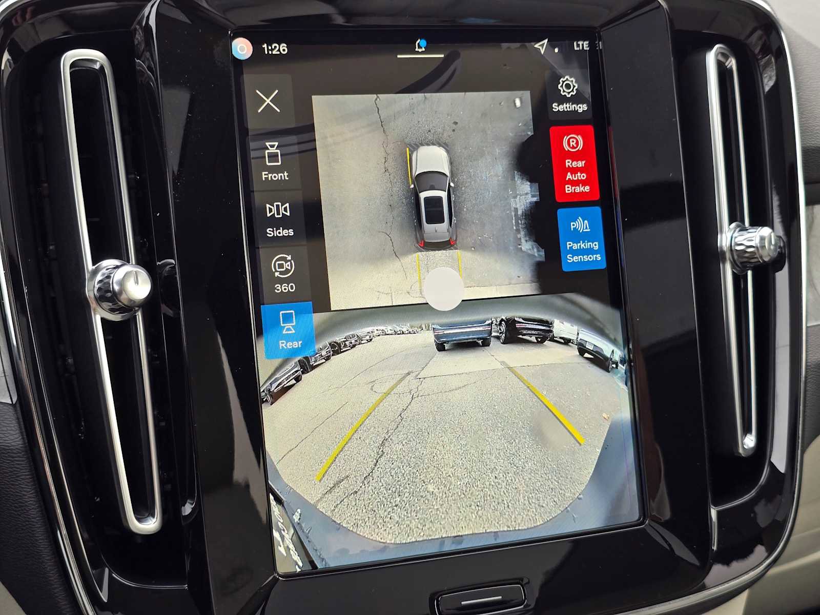 New 2026 Volvo XC40 B5 Plus w/ Protection Package Premier image 30