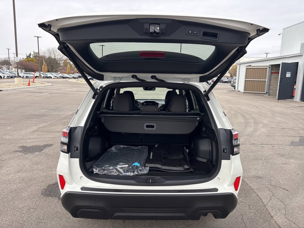 New 2025 Subaru Forester Premium image 7