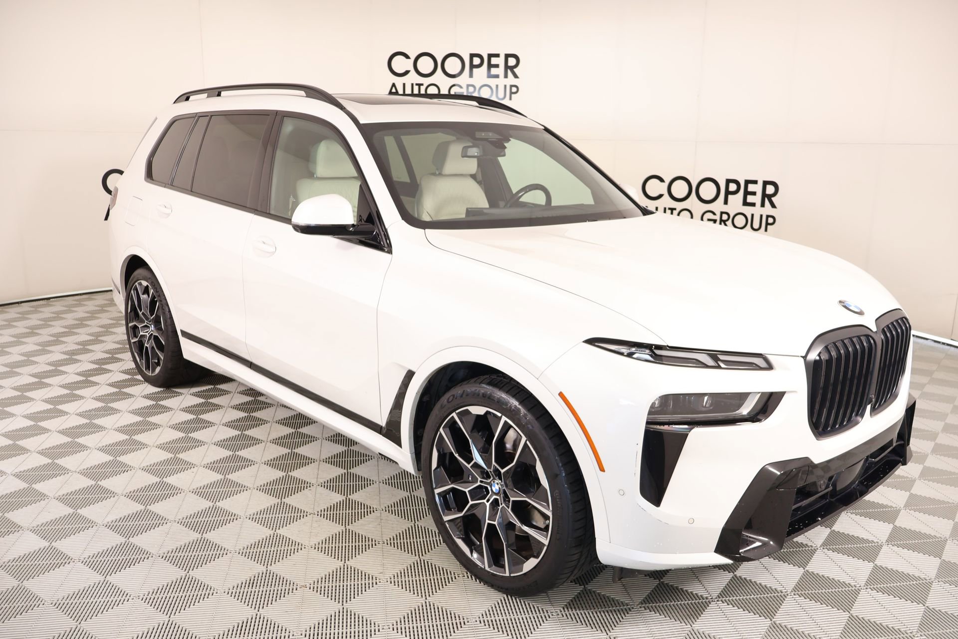 Used 2023 BMW X7 xDrive40i w/ M Sport Package