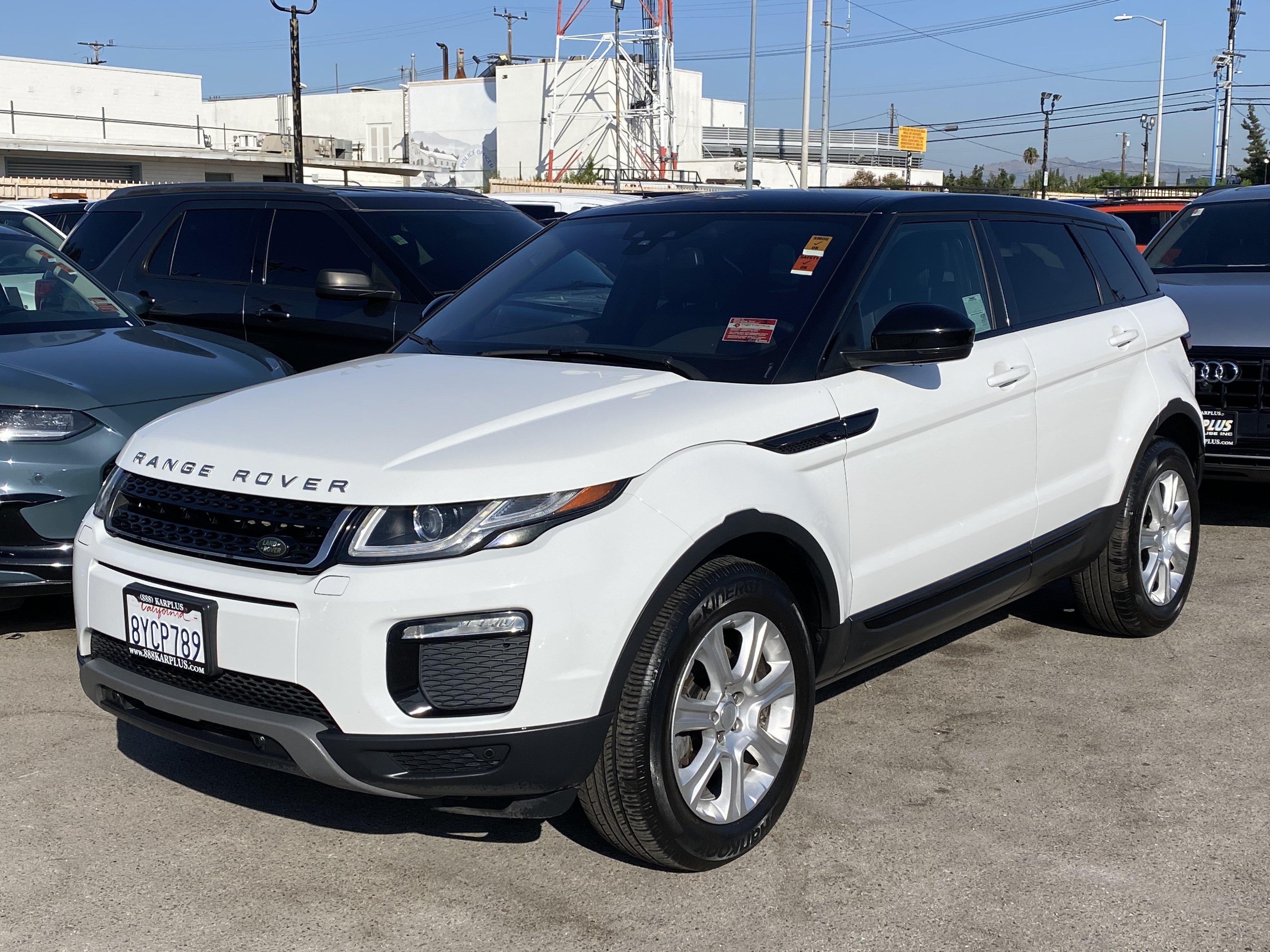 Used 2018 Land Rover Range Rover Evoque SE Premium AWD/4WD image 2
