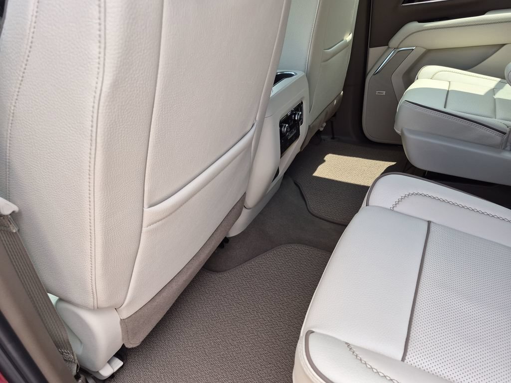 New 2026 GMC Yukon Denali AWD/4WD image 40