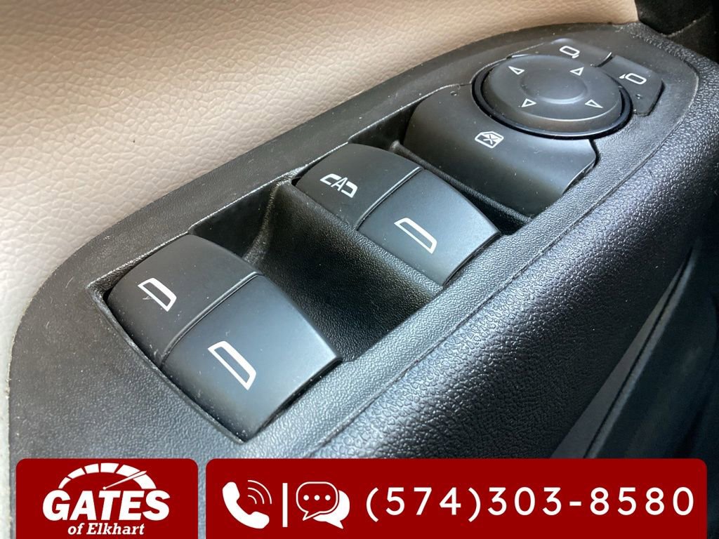 Used 2024 Chevrolet Equinox LT FWD image 24