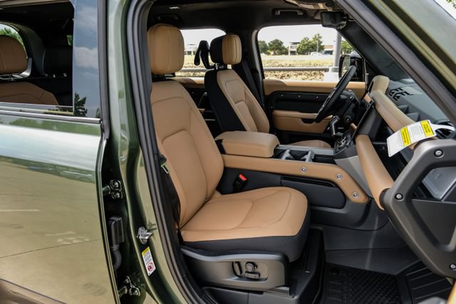 New 2026 Land Rover Defender 110 X AWD/4WD image 47