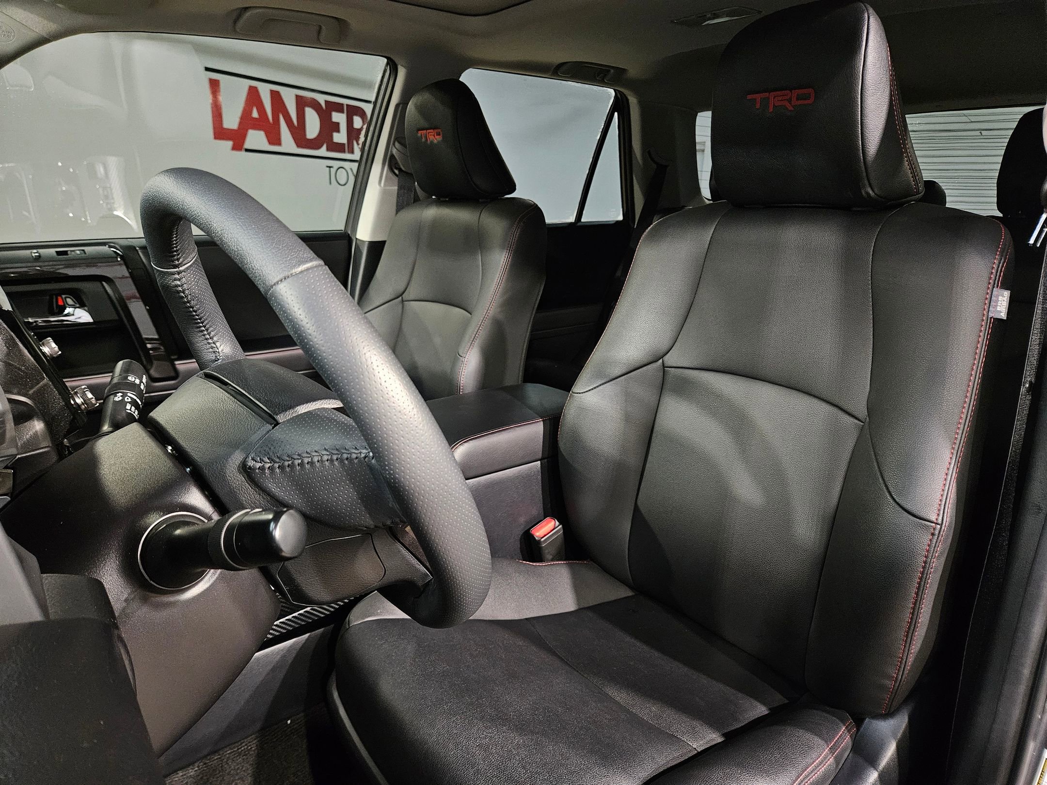 Used 2020 Toyota 4Runner TRD Off-Road Premium image 23