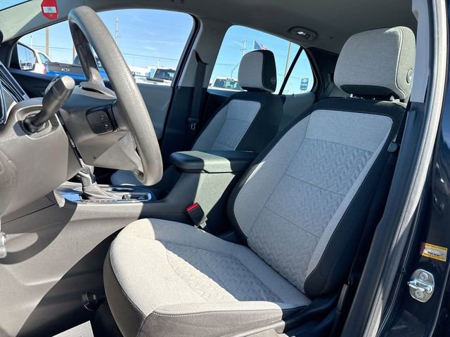 Used 2022 Chevrolet Equinox LS image 11