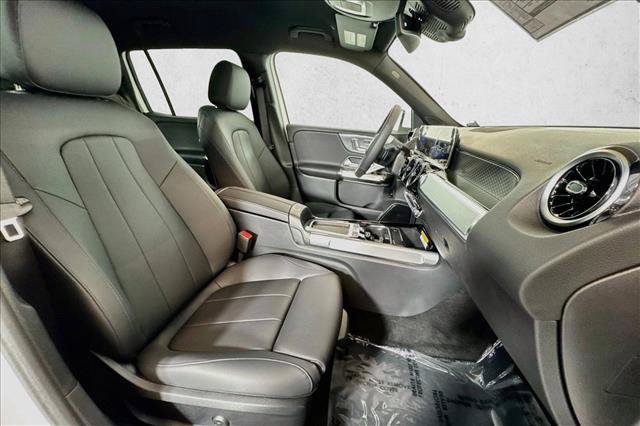 New 2026 Mercedes-Benz GLB 250 4MATIC image 25