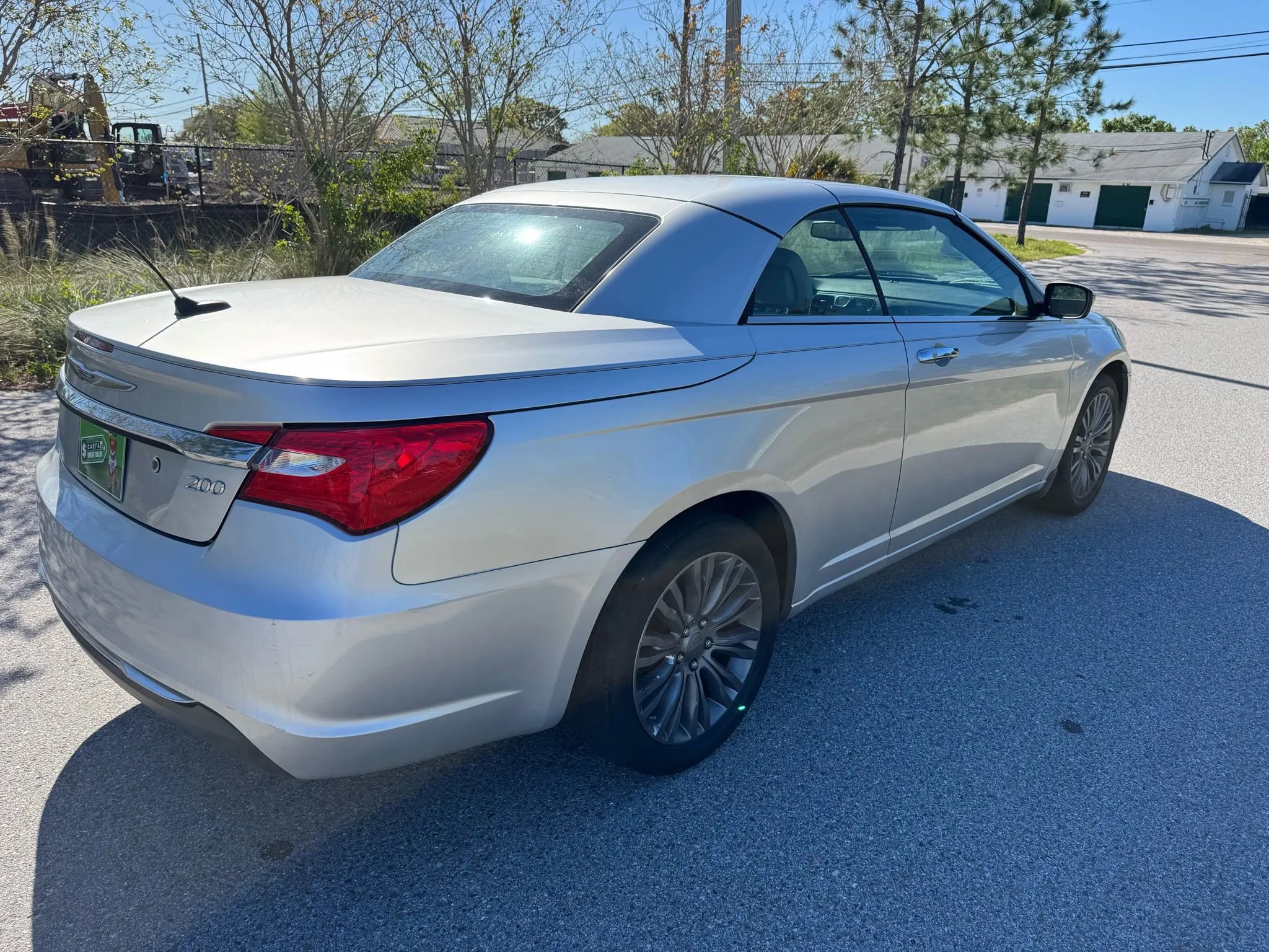 Used 2011 Chrysler 200 Limited image 15