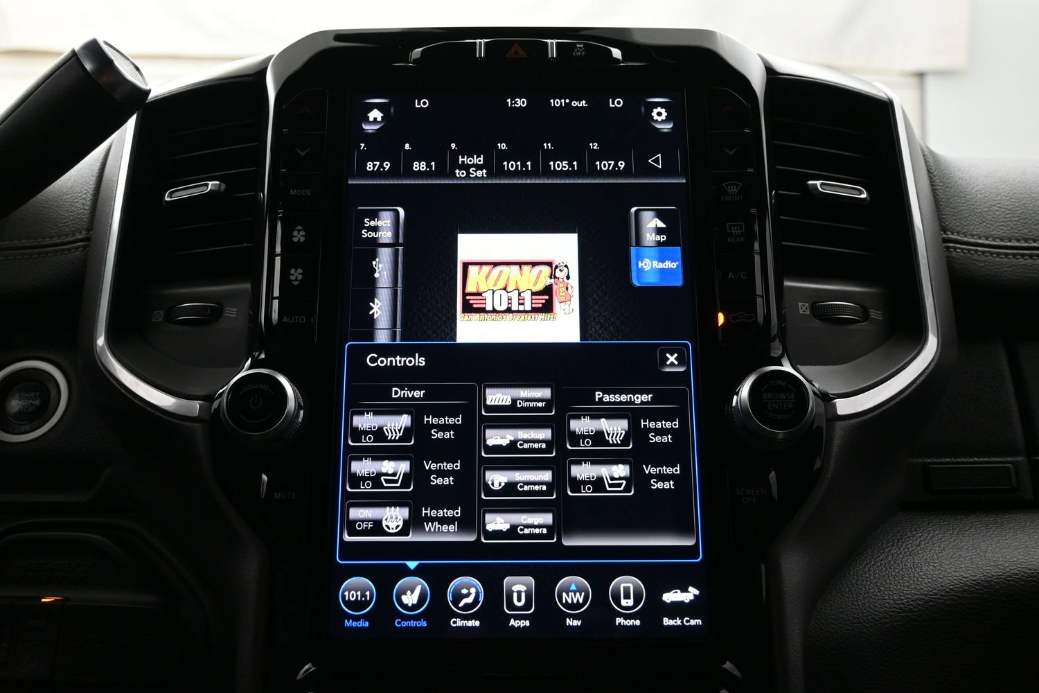 Used 2020 RAM 2500 Laramie AWD/4WD image 34