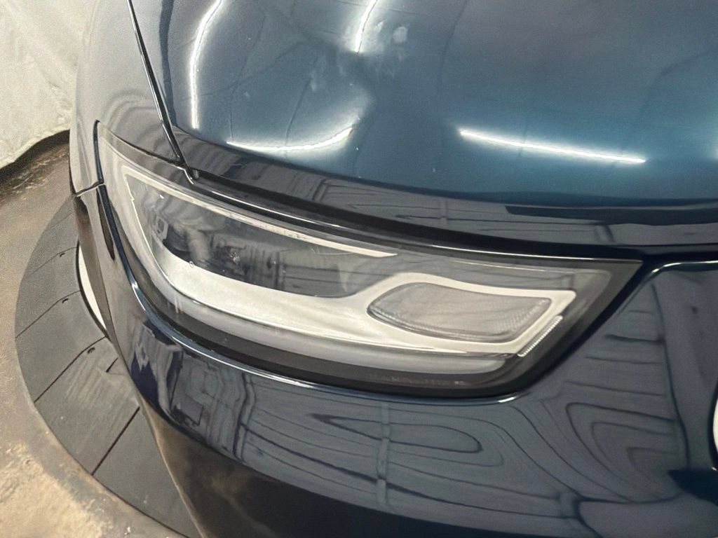 Used 2023 Chrysler Pacifica Limited FWD image 12