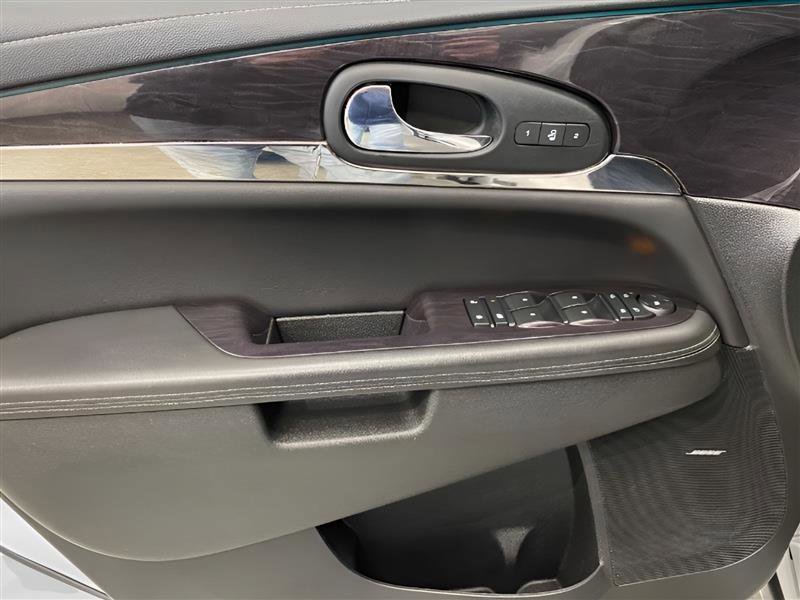 Used 2017 Buick Enclave Premium image 11