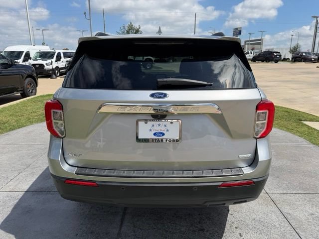 Certified 2020 Ford Explorer XLT RWD image 5