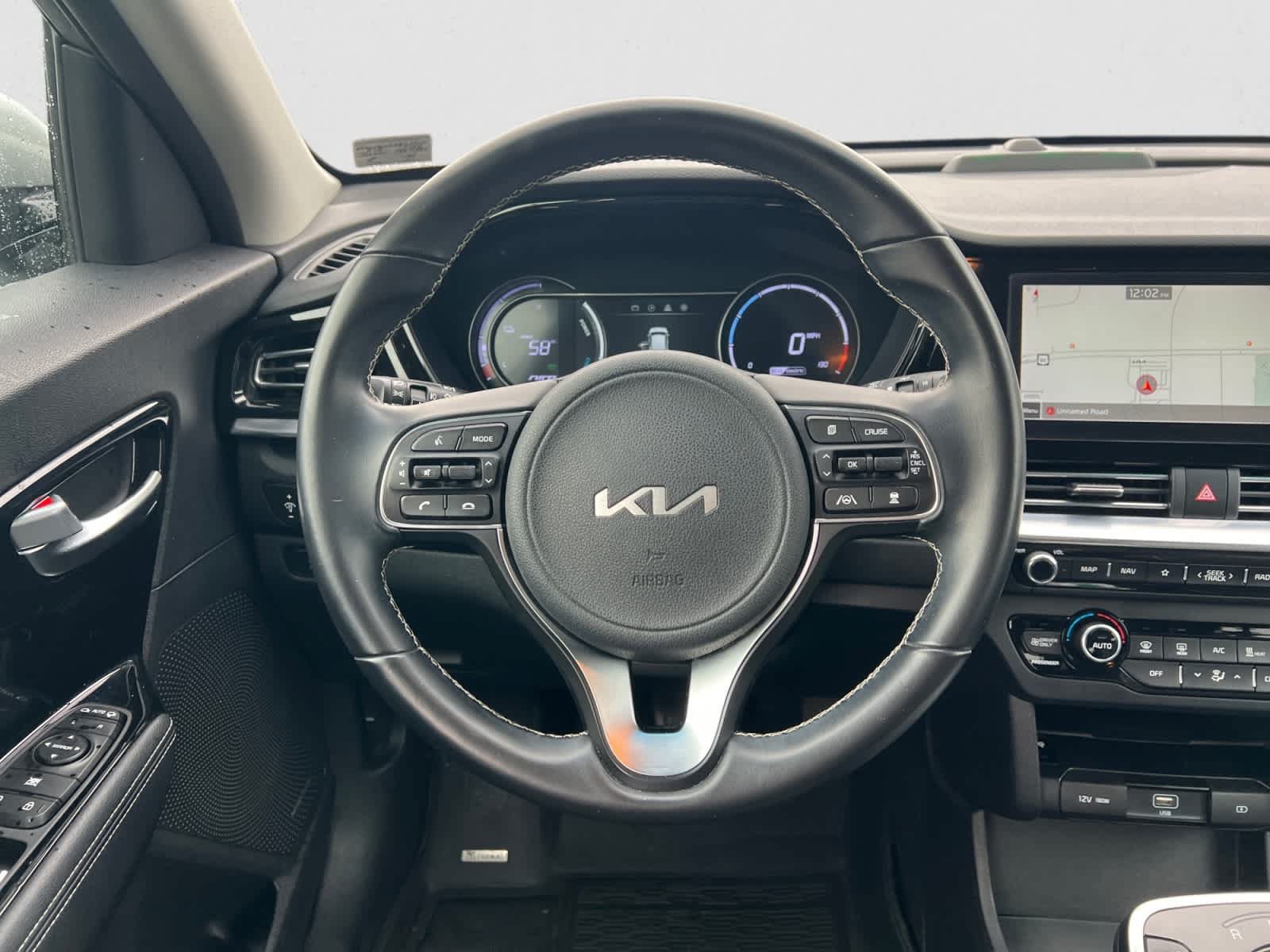 Certified 2022 Kia Niro EX FWD image 14