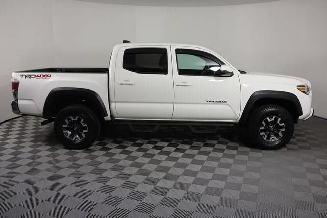 Used 2021 Toyota Tacoma TRD Off-Road AWD/4WD image 10