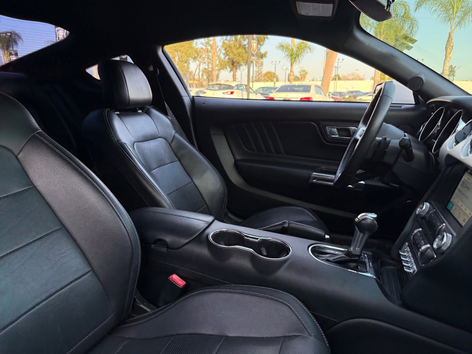 Used 2017 Ford Mustang Premium image 17