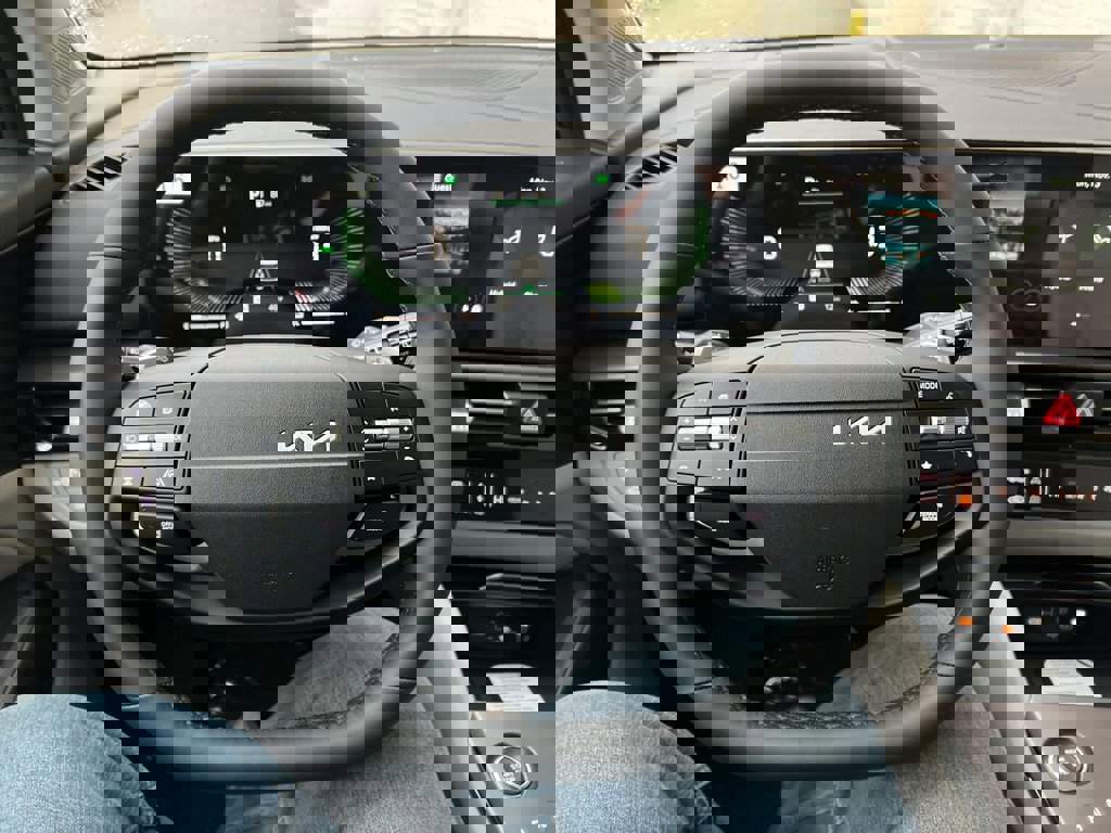 New 2026 Kia Sportage EX w/ EX Panoramic Sunroof Package image 26