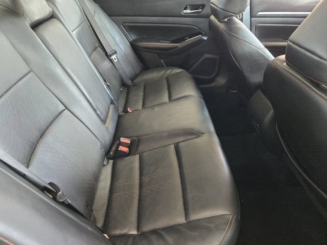 Used 2025 Nissan Altima 2.5 SR w/ SR Premium Package FWD image 32