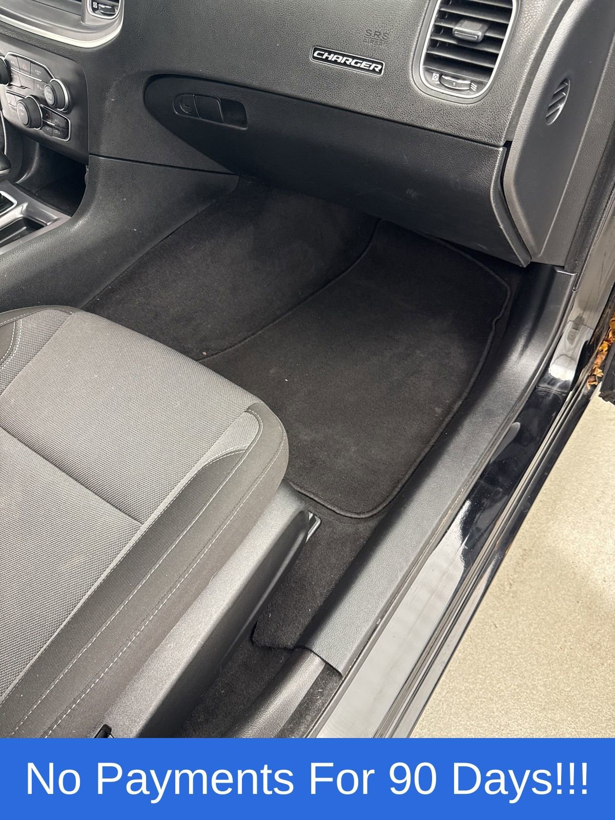 Used 2022 Dodge Charger SXT image 27