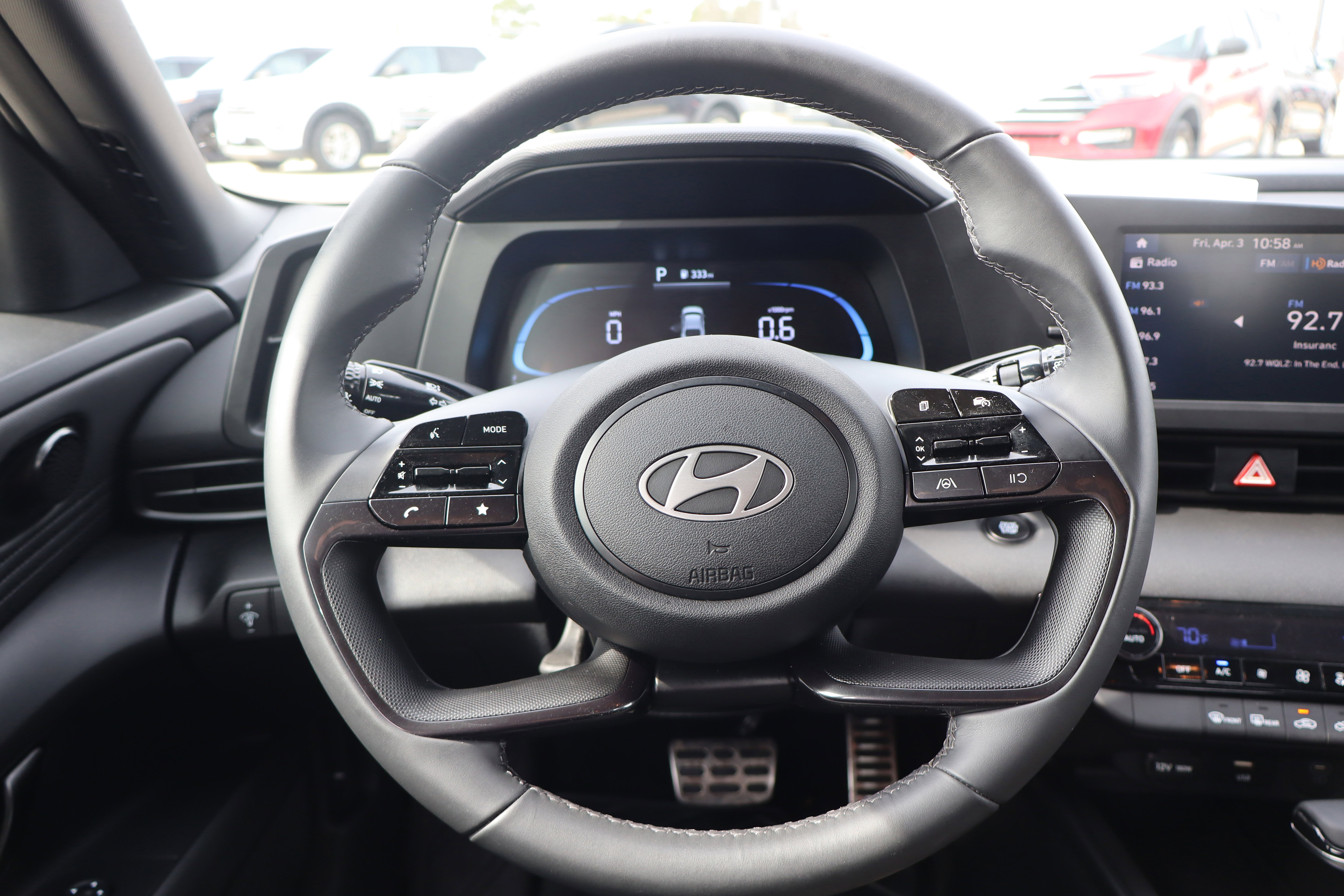 Used 2025 Hyundai Elantra Sport image 14
