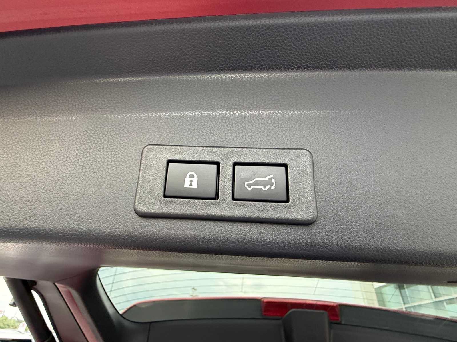 Used 2024 Subaru Ascent Touring AWD/4WD image 38