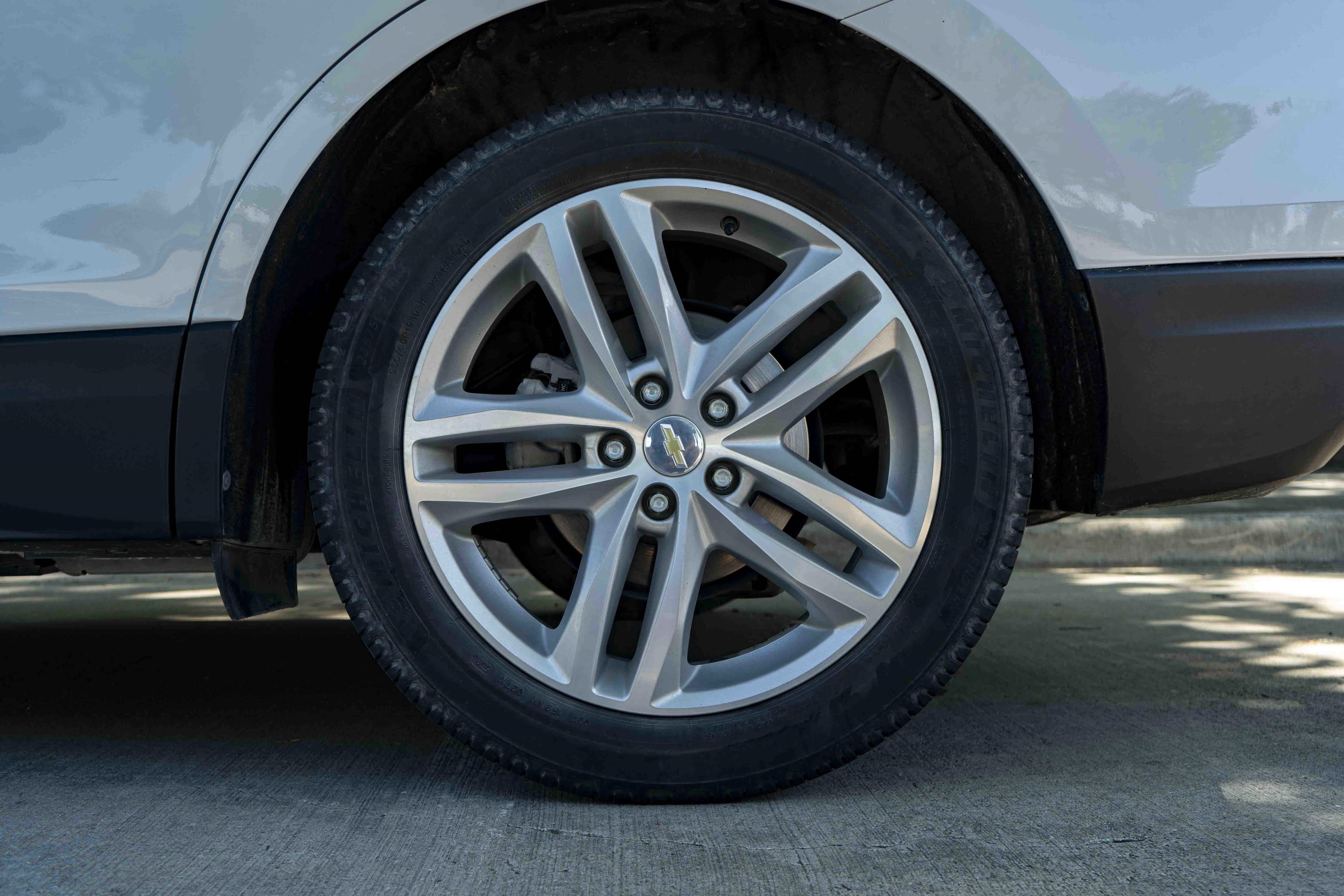 Used 2021 Chevrolet Equinox Premier FWD image 15