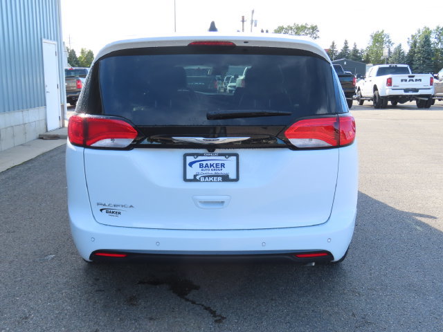 New 2027 Chrysler Pacifica LX FWD image 9