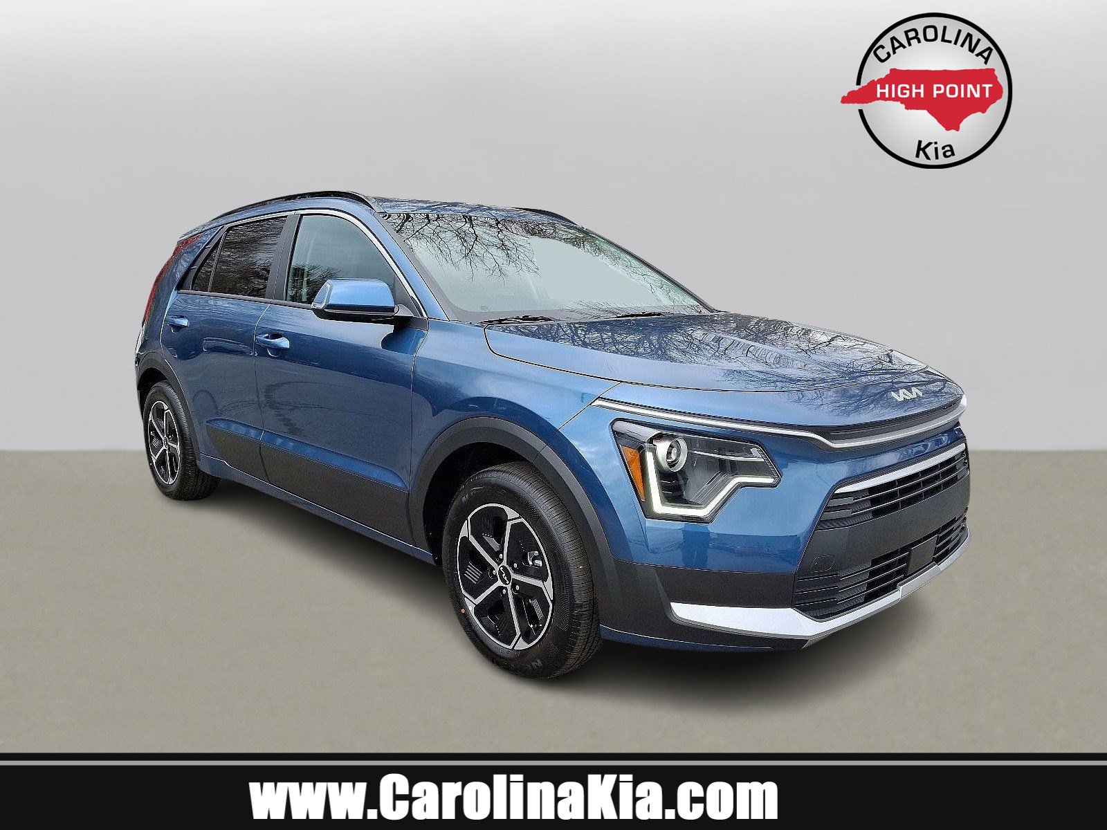 New 2025 Kia Niro EX