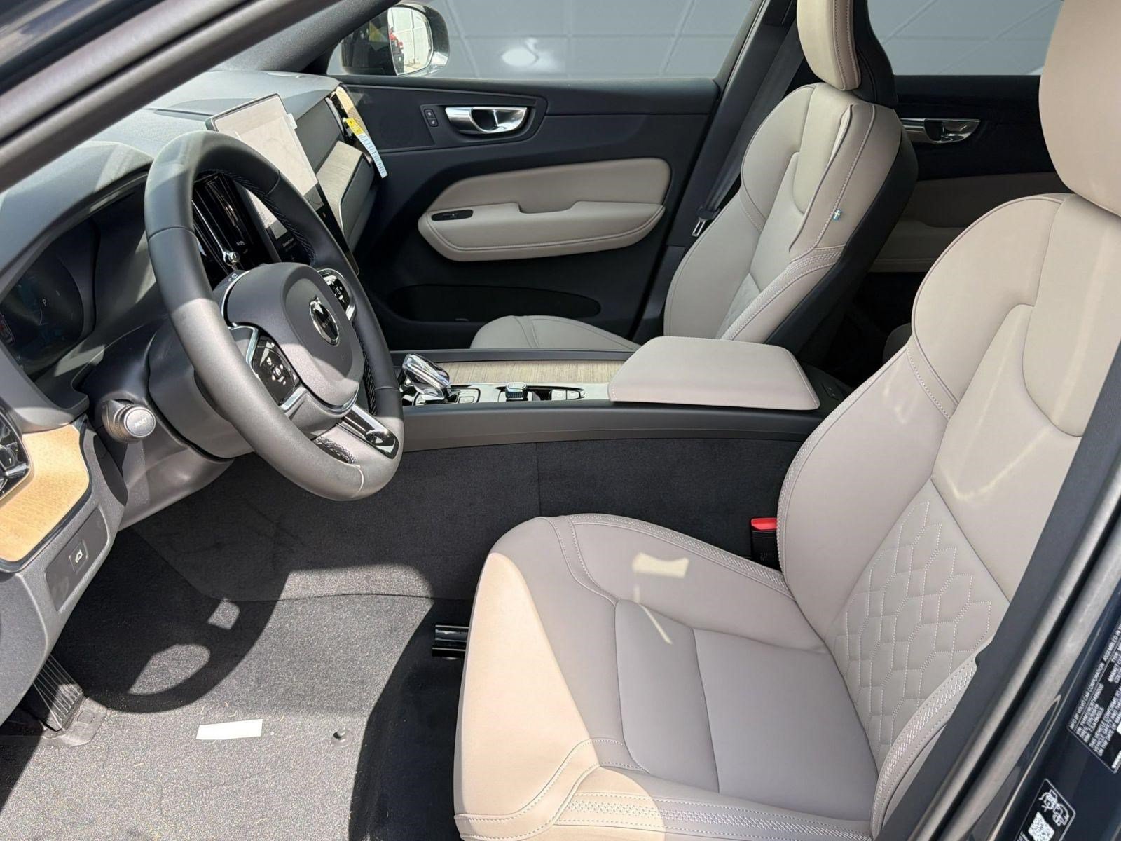New 2026 Volvo XC60 B5 Plus w/ Climate Package AWD/4WD image 5