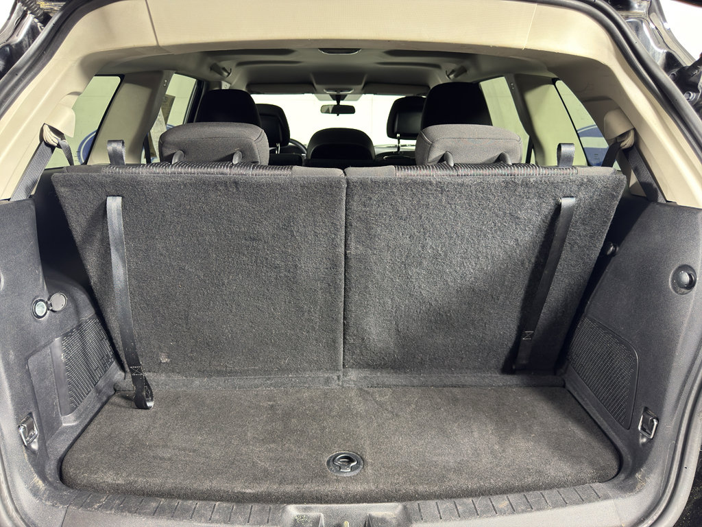 Used 2018 Dodge Journey SE image 32