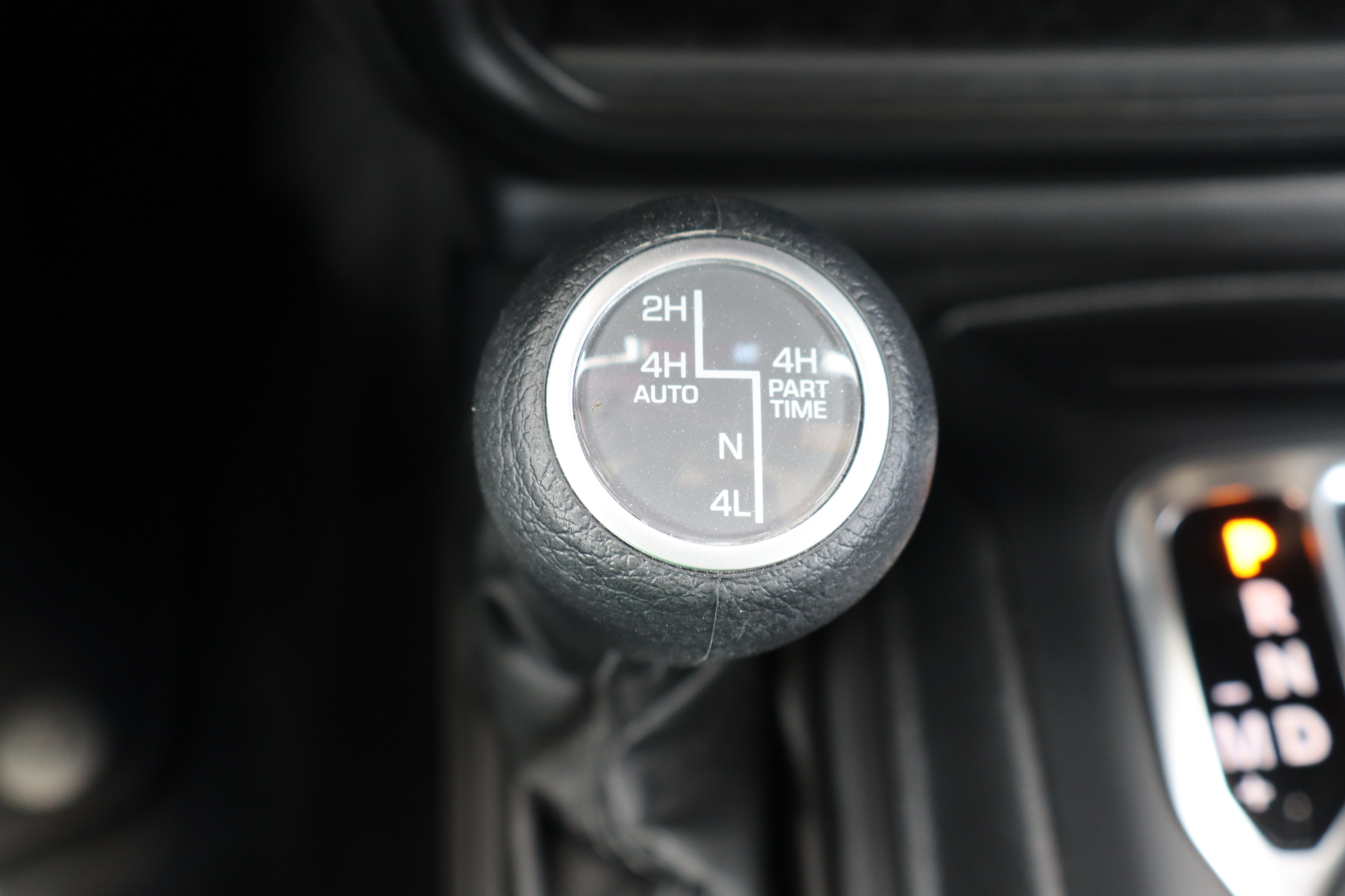 Used 2025 Jeep Wrangler Unlimited Sahara w/ Safety Group AWD/4WD image 25