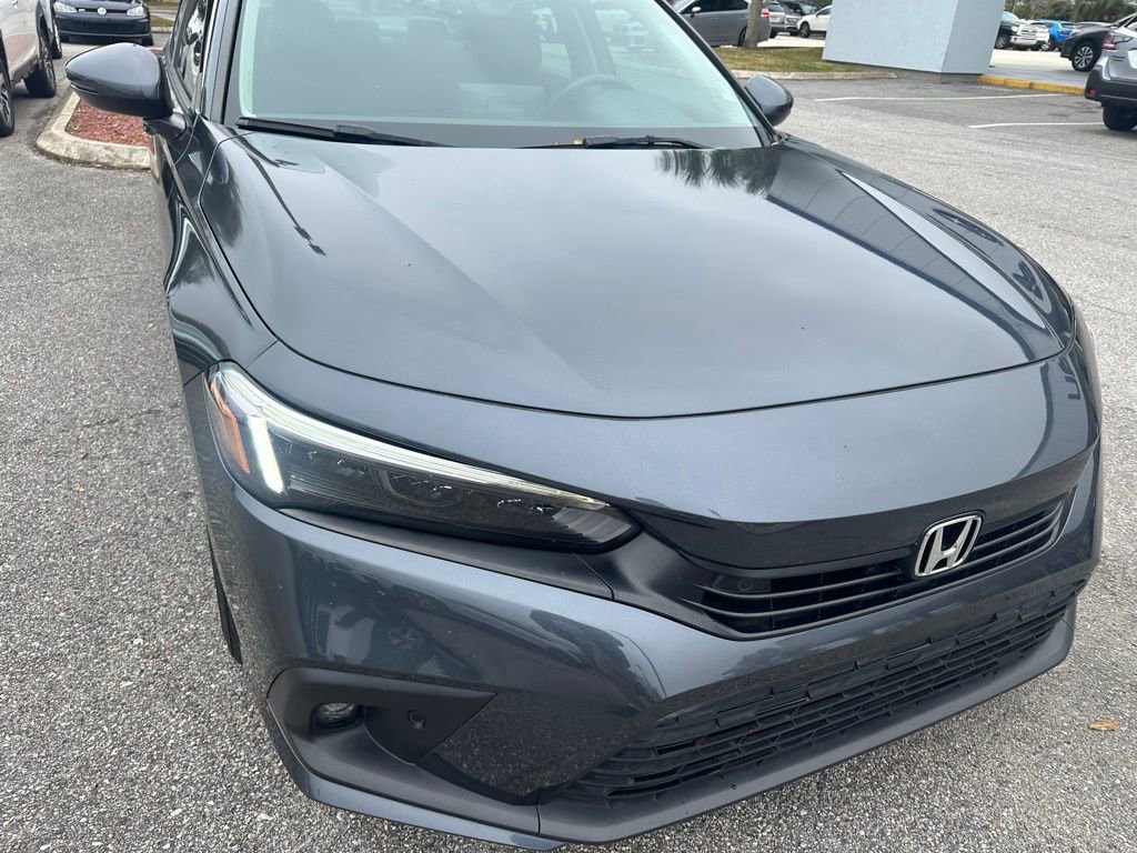 Used 2023 Honda Civic Touring image 14
