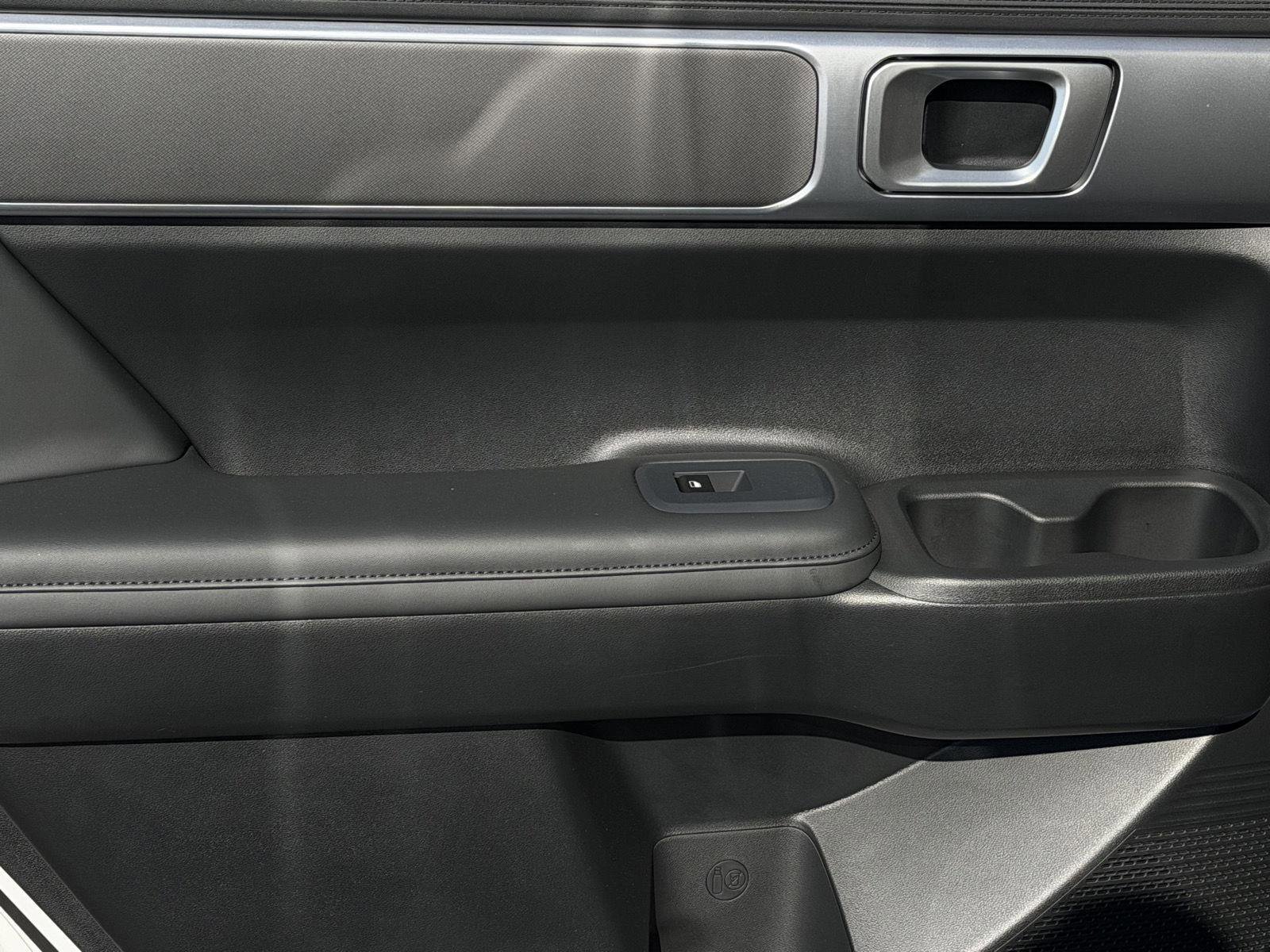 Certified 2026 Hyundai Santa Fe SEL image 9