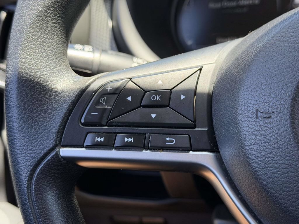 Used 2022 Nissan Kicks SV FWD image 22