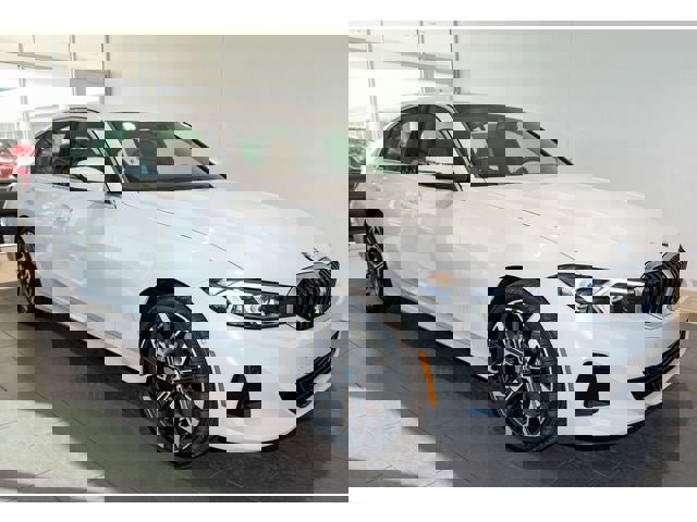 New 2026 BMW 330i xDrive Sedan w/ Convenience Package image 41