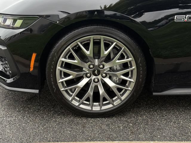 Used 2024 Ford Mustang GT Premium RWD image 10