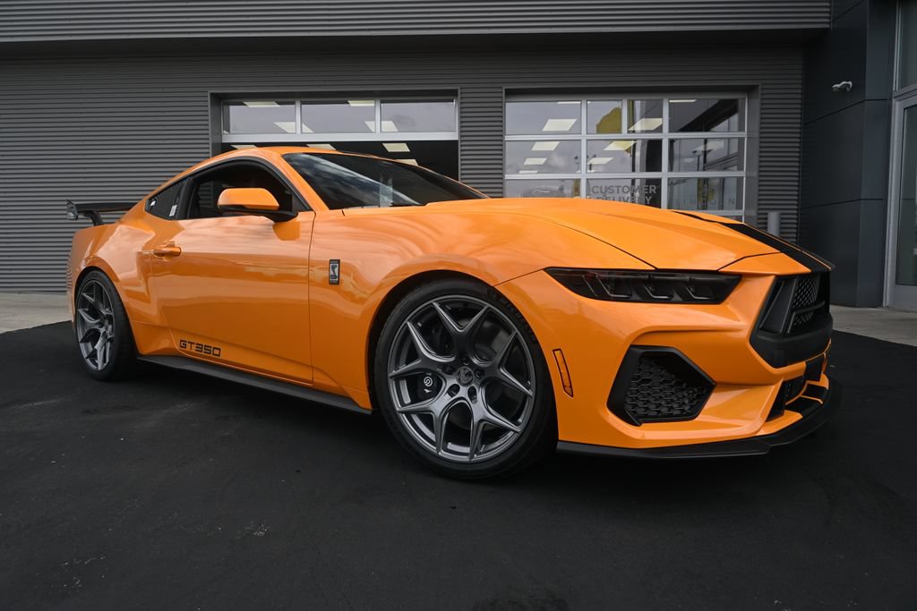 New 2026 Ford Mustang GT Premium w/ GT Performance Package RWD image 3