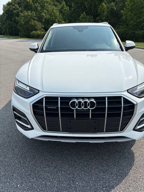 Used 2023 Audi Q5 2.0T Premium Plus w/ Premium Plus Package AWD/4WD image 13