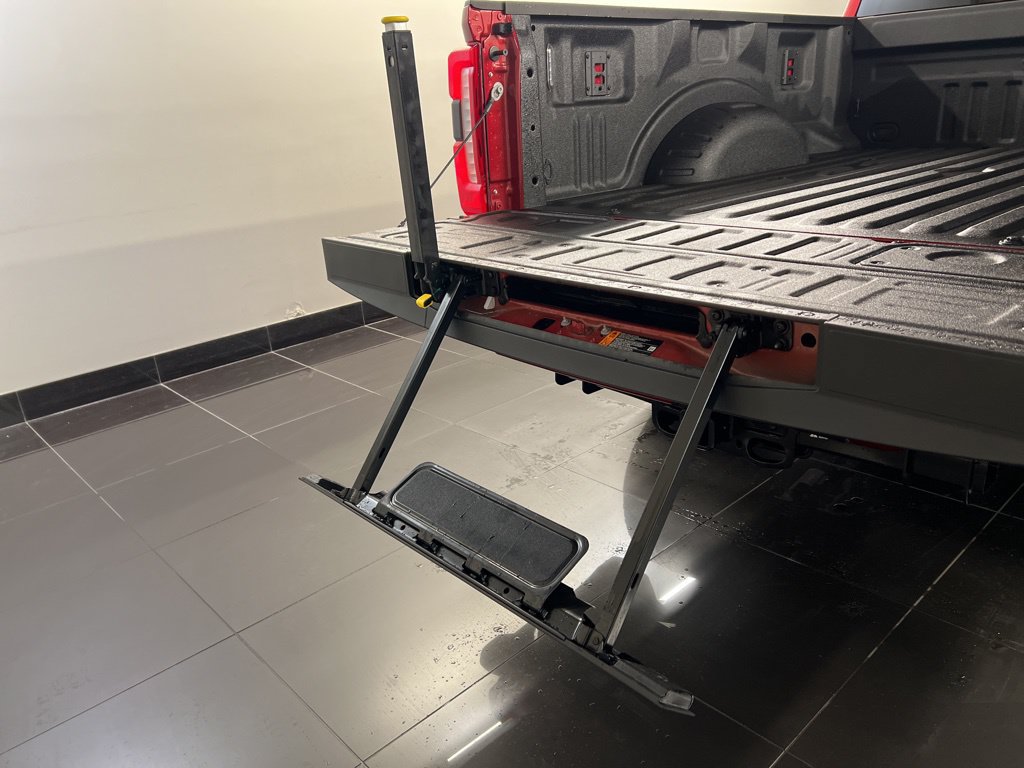 New 2026 Ford F250 XLT w/ XLT Premium Package AWD/4WD image 38