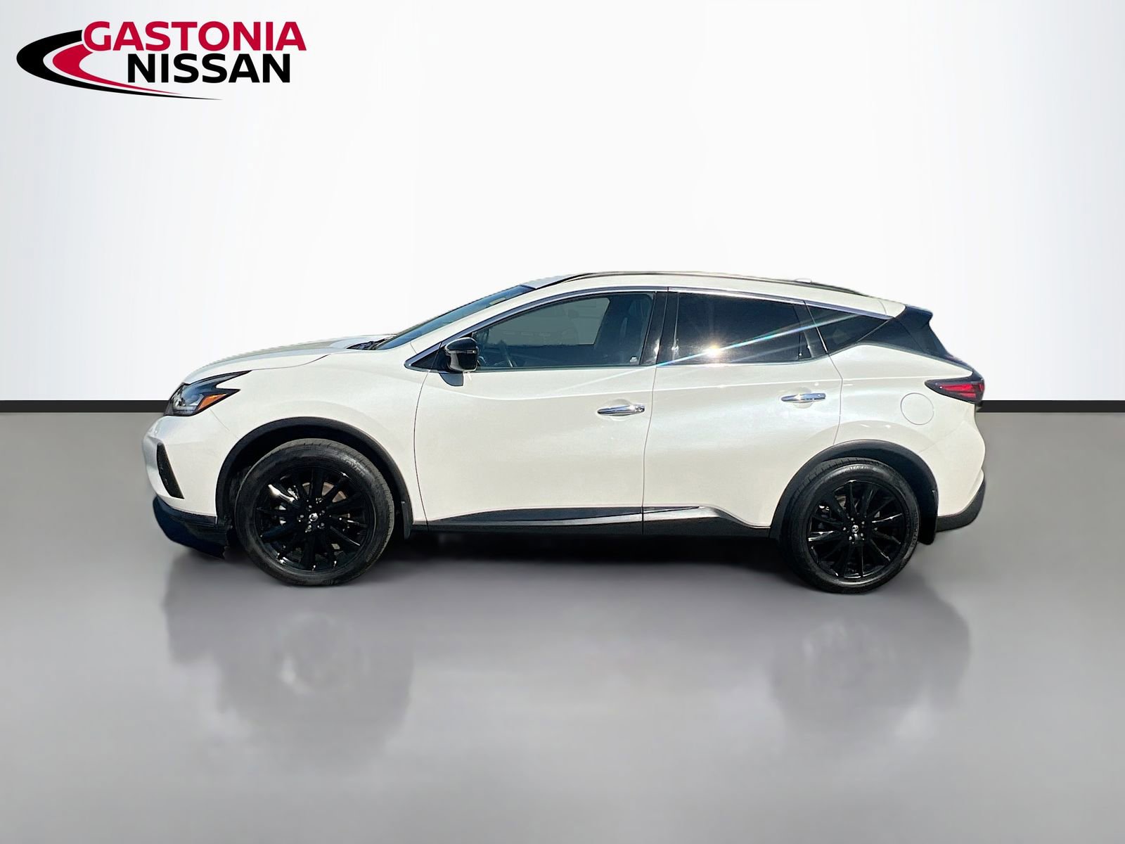 Used 2022 Nissan Murano SV w/ SV Midnight Edition Package image 5