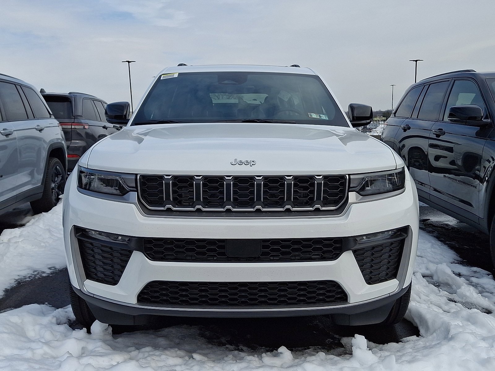 New 2026 Jeep Grand Cherokee L Limited AWD/4WD image 2