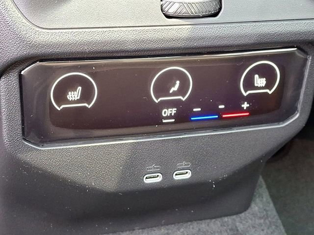 Used 2025 BMW X3 xDrive30i w/ Premium Package image 7