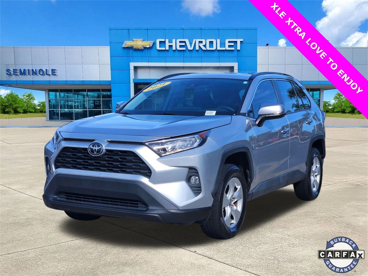 Used 2021 Toyota RAV4 XLE image 2