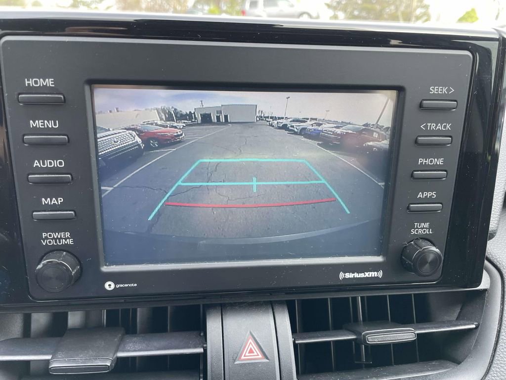 Used 2020 Toyota RAV4 XLE image 37