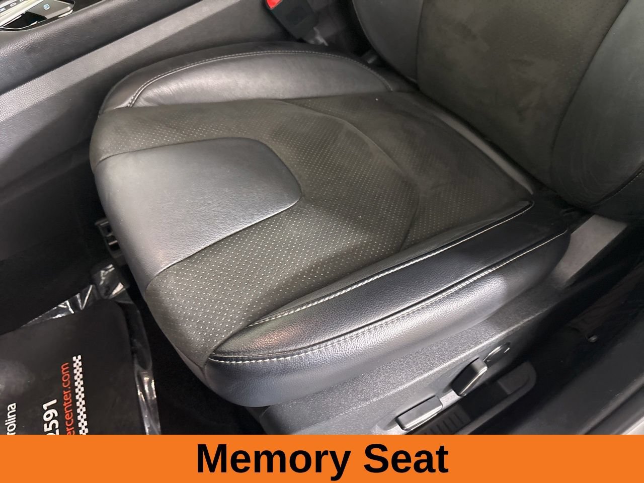 Used 2018 Ford Edge Sport w/ Equipment Group 401A AWD/4WD image 17
