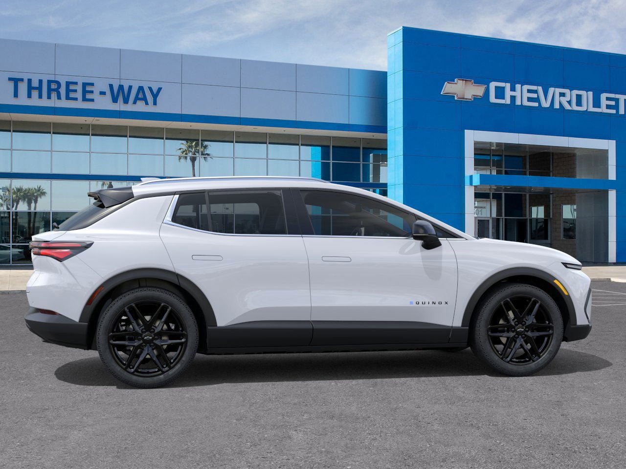 New 2026 Chevrolet Equinox EV LT w/ LPO, Blackout Package FWD image 5