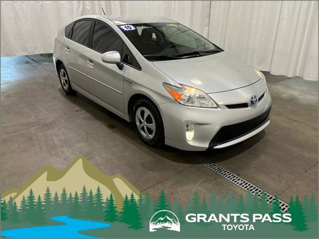 Used 2015 Toyota Prius Two image 1