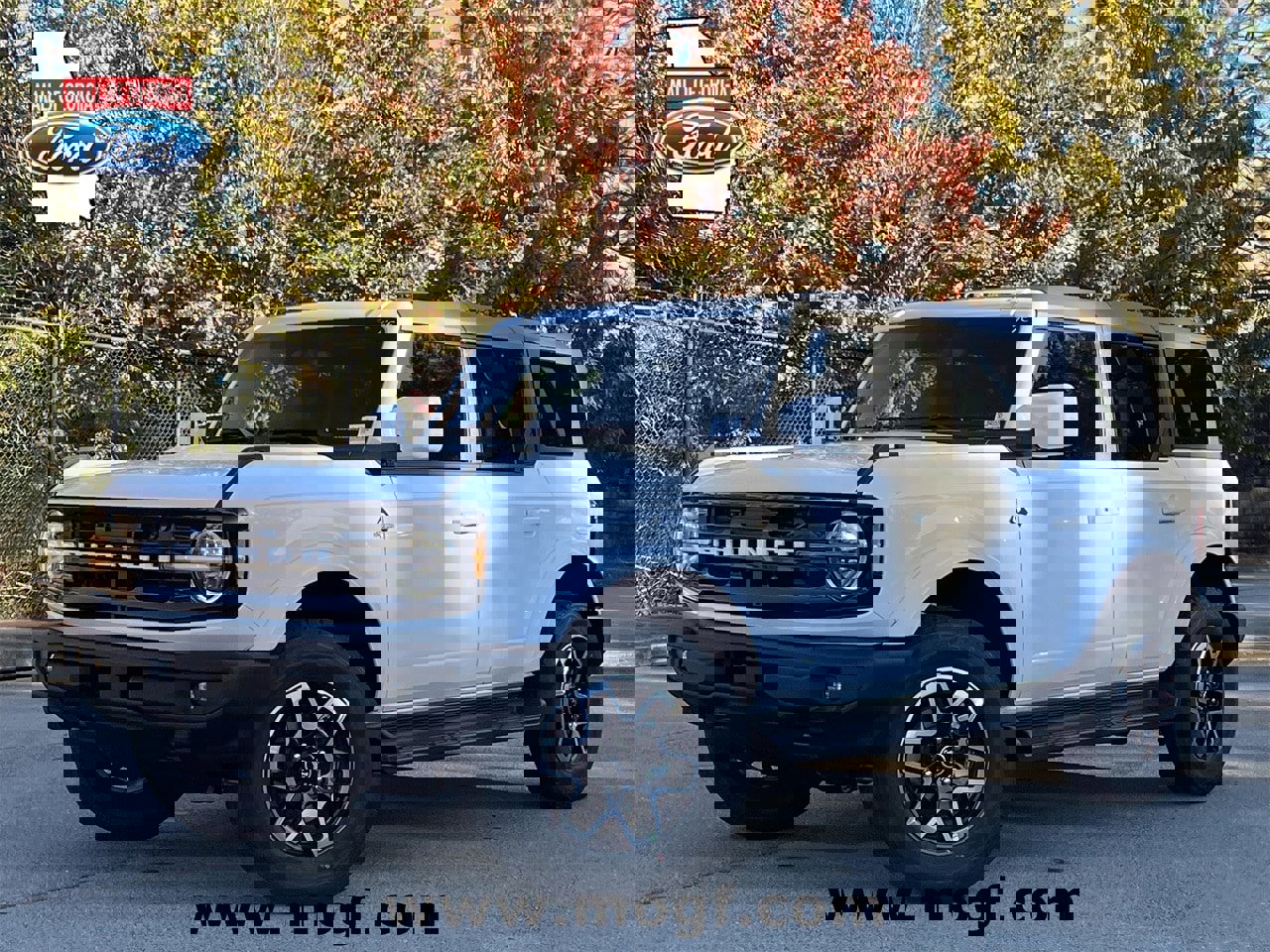 New 2025 Ford Bronco Outer Banks