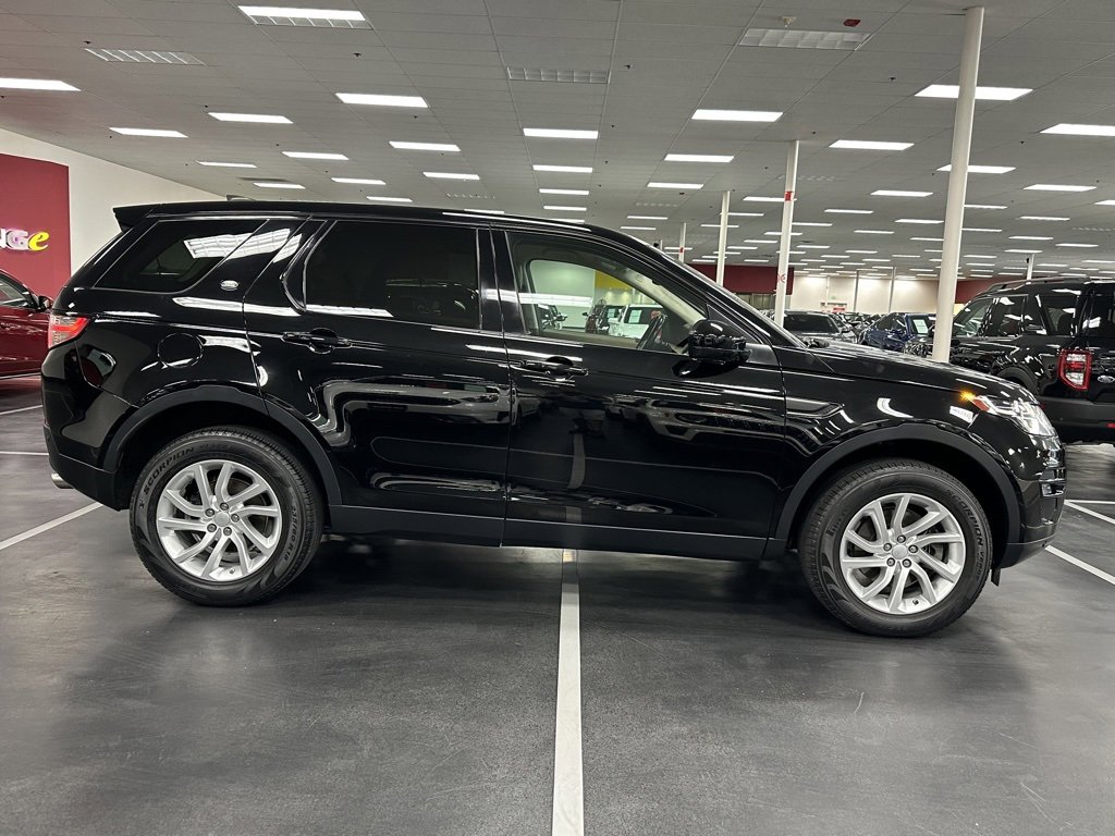 Used 2018 Land Rover Discovery Sport HSE image 8